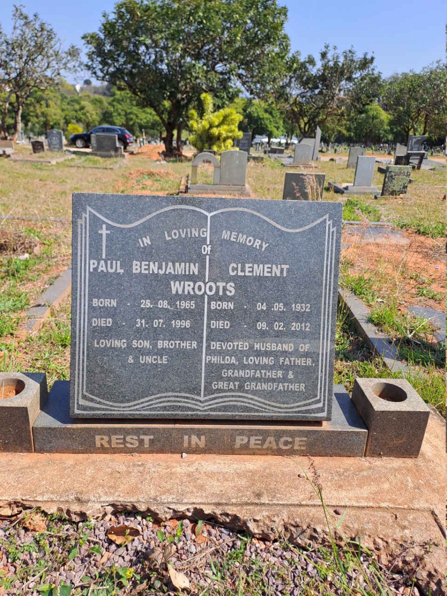 WROOTS Clement 1932-2012 :: WROOTS Paul Benjamin 1965-1996