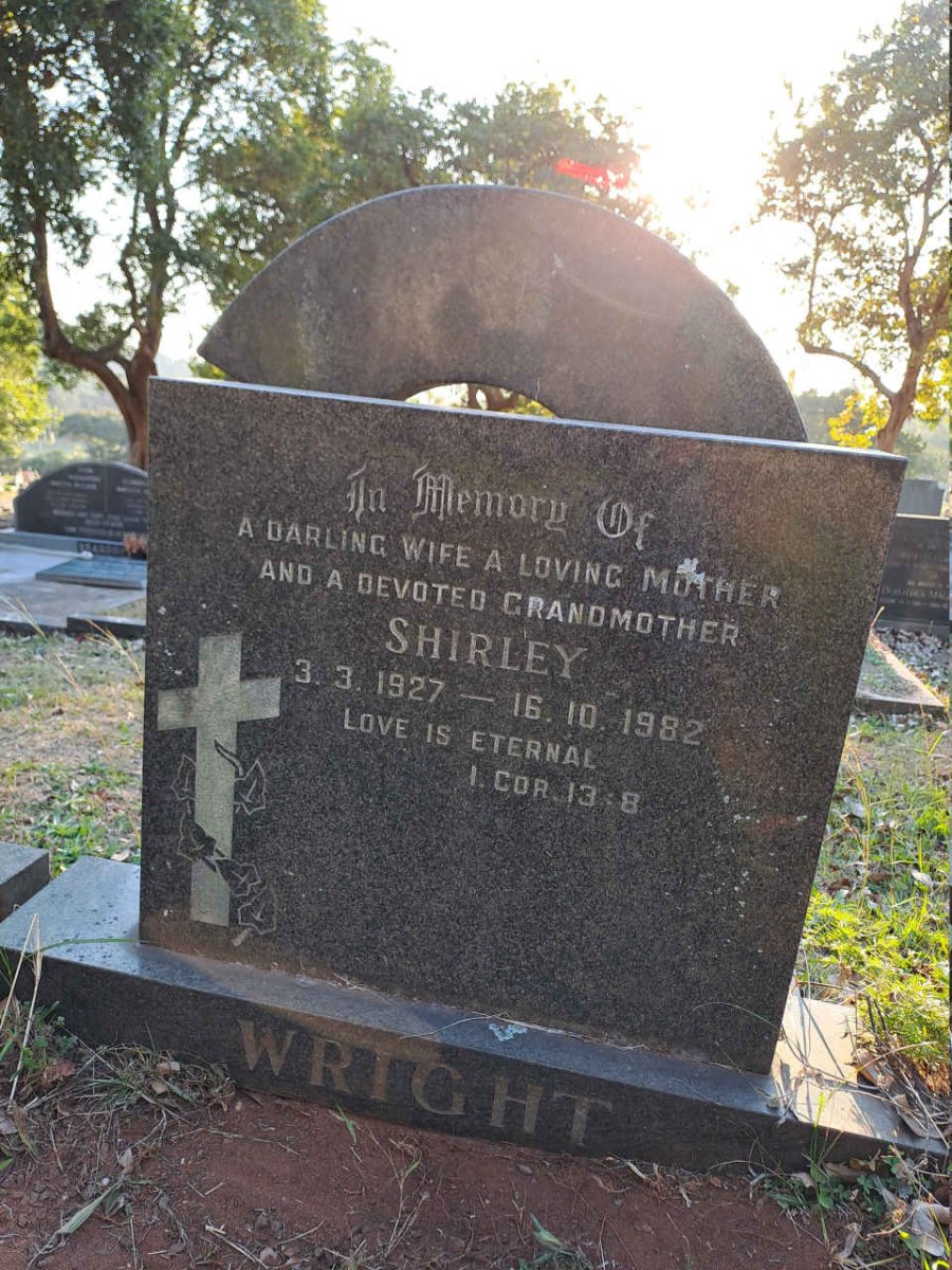WRIGHT Shirley 1927-1982