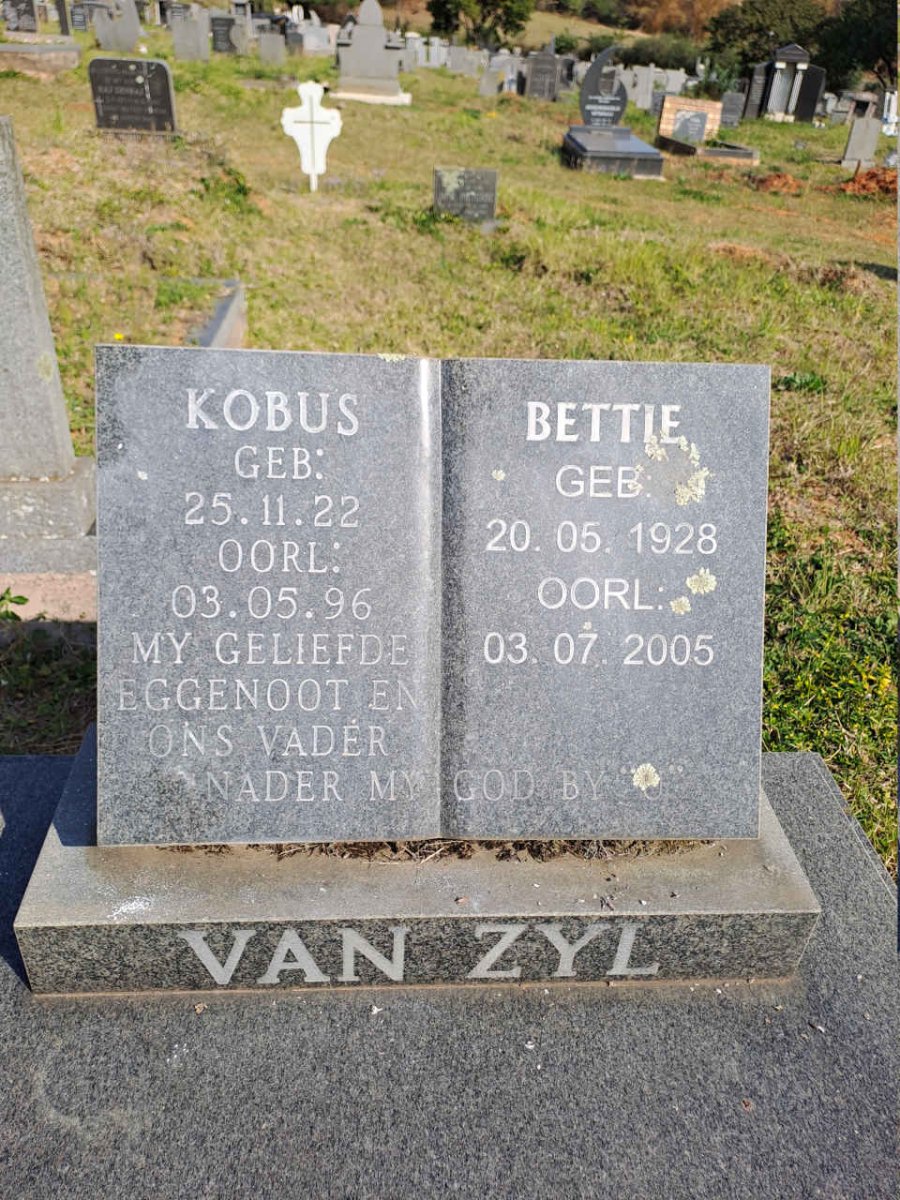 ZYL Kobus, van 1922-1996 & Bettie 1928-2005