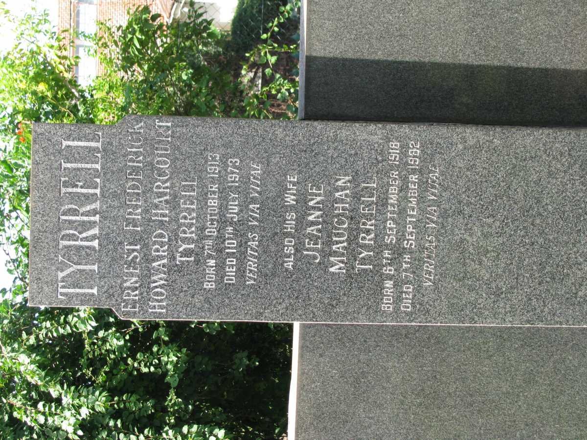 TYRRELL Ernest Frederick Howard Harcourt 1913-1973 &amp; Jeanne Mauchan 1918-1982