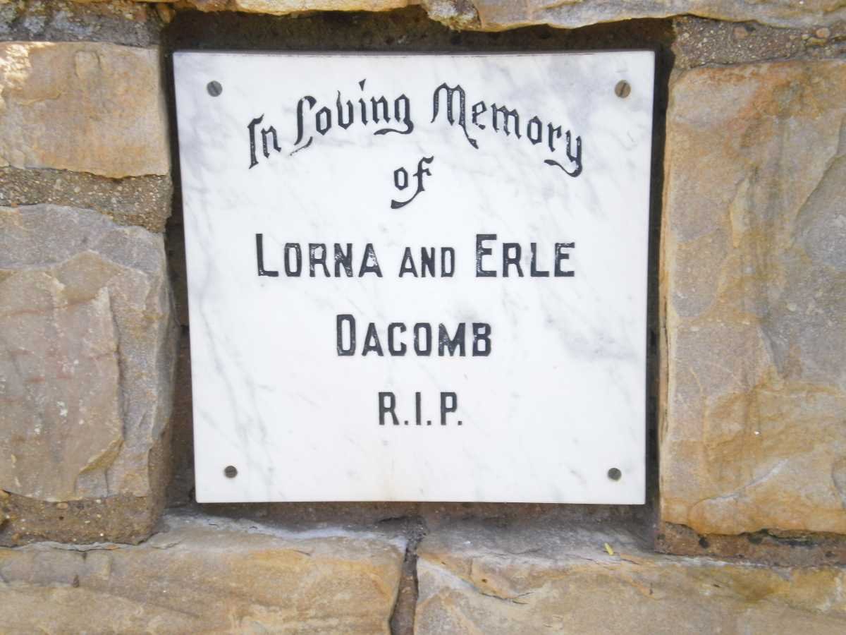 DACOMB Earle &amp; Lorna