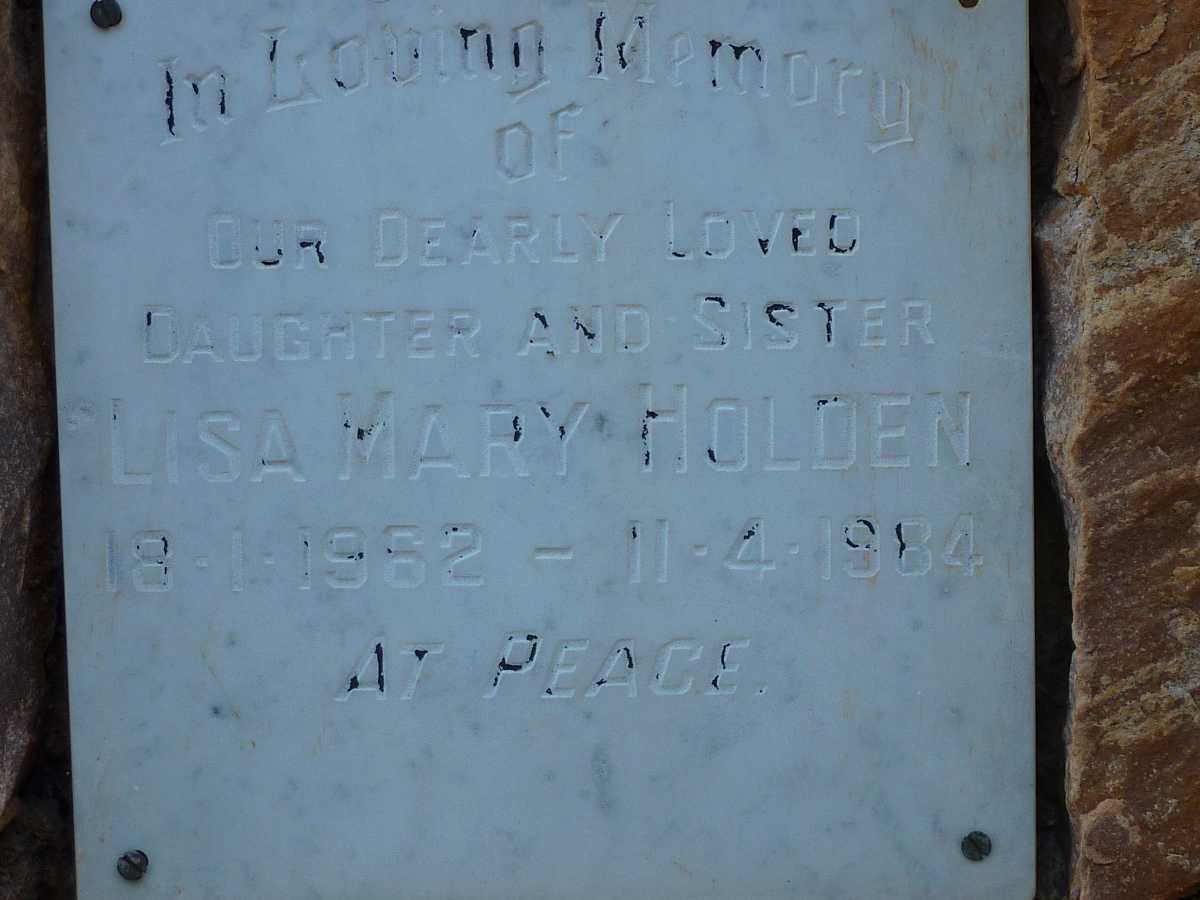 HOLDEN Lisa Mary 1962-1984