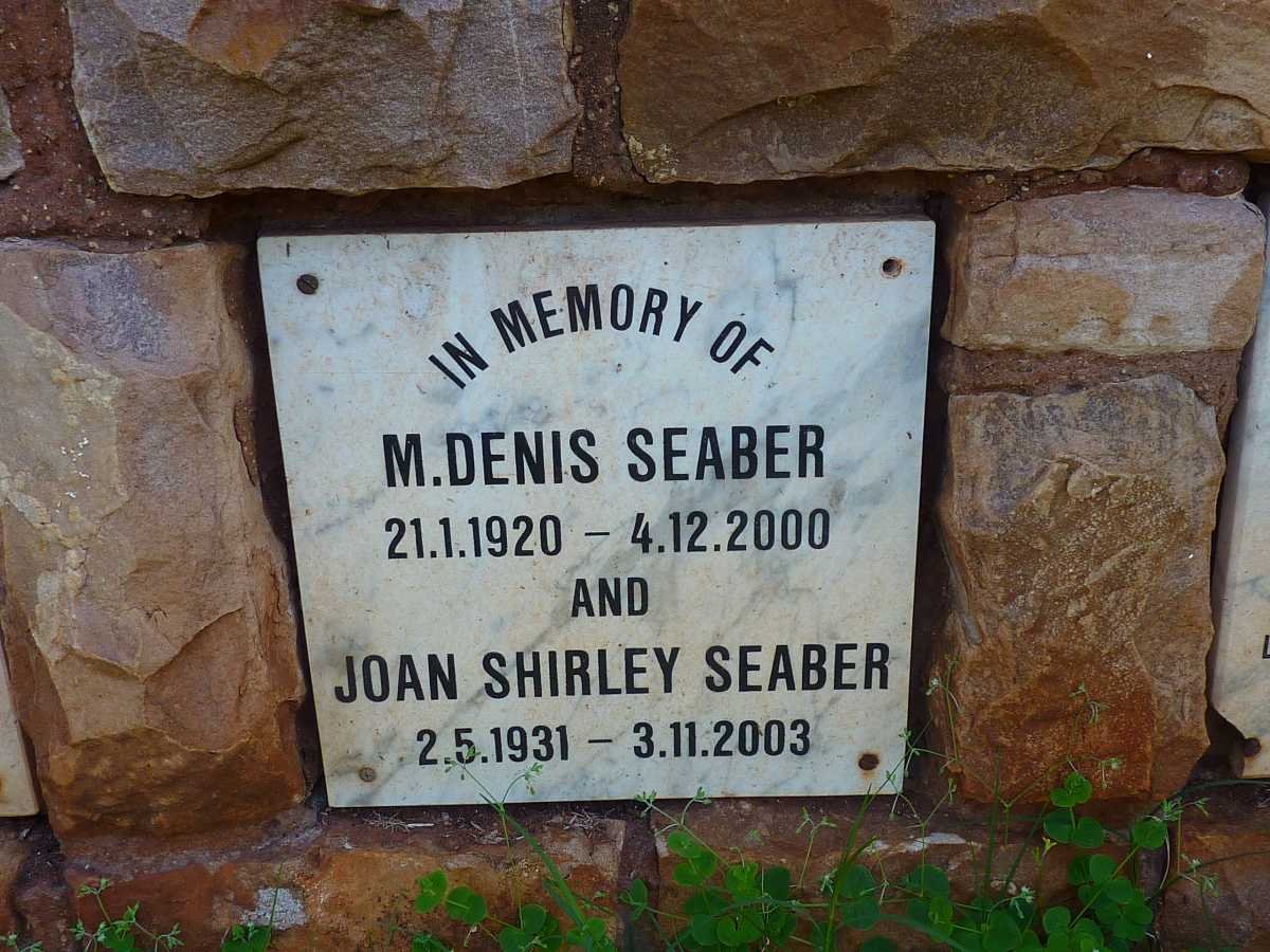 SEABER M. Denis 1920-2000 &amp; Joan Shirley 1931-2003