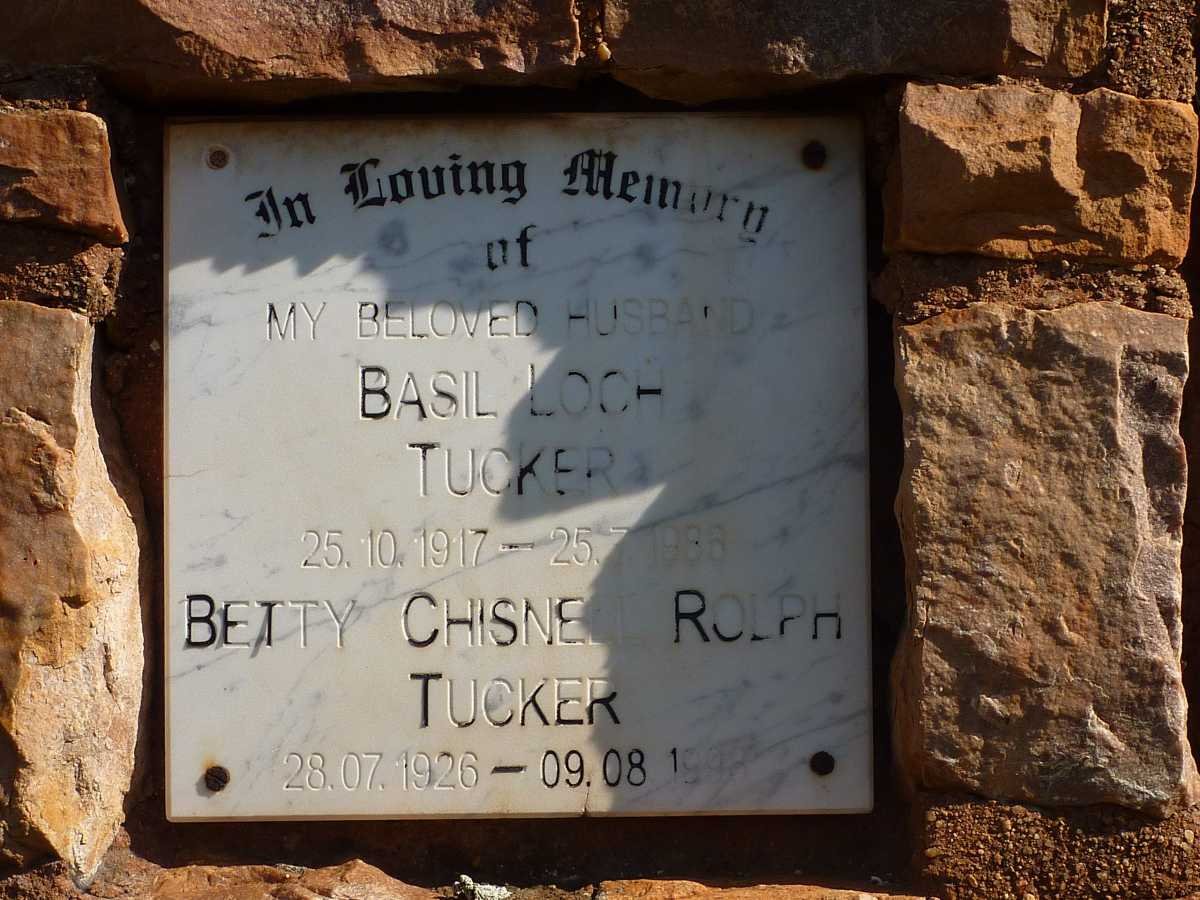 TUCKER Basil Loch 1917-1988 &amp; Betty Chisnell Rolph 1926-1998