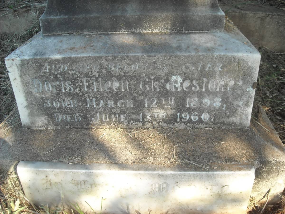 BURNE Doreen Marjorie 1905-1909 :: GIRCHESTONE Doris Eileen 1893-1960