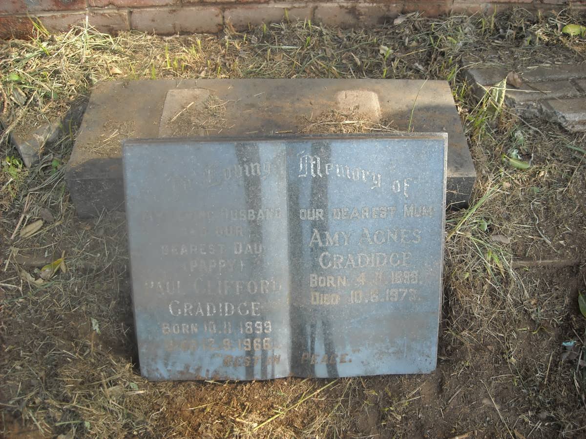 GRADIDGE Paul Clifford 1899-1966 &amp; Amy Agnes 1899-1973