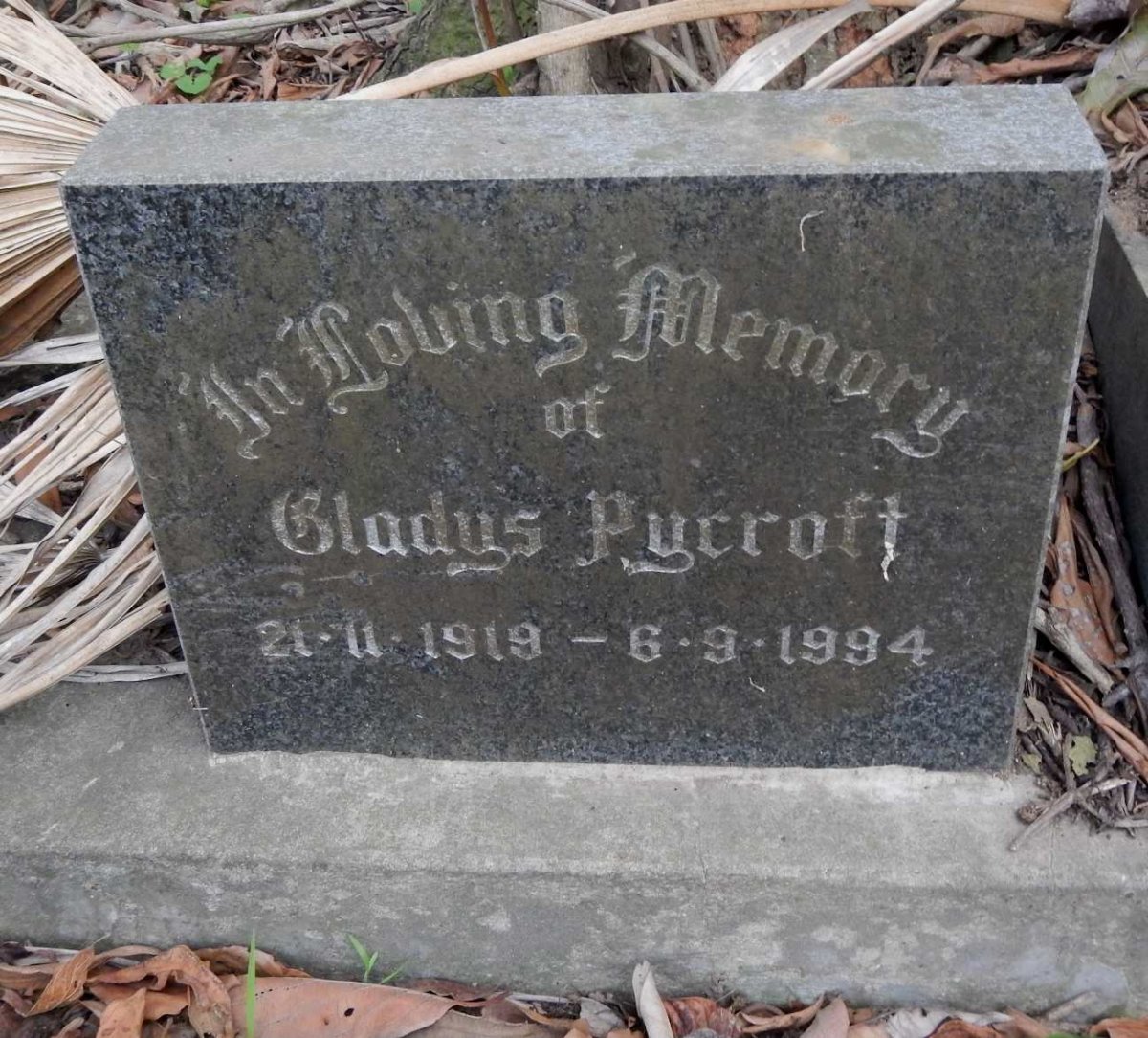 PYCROFT Gladys 1919-1994