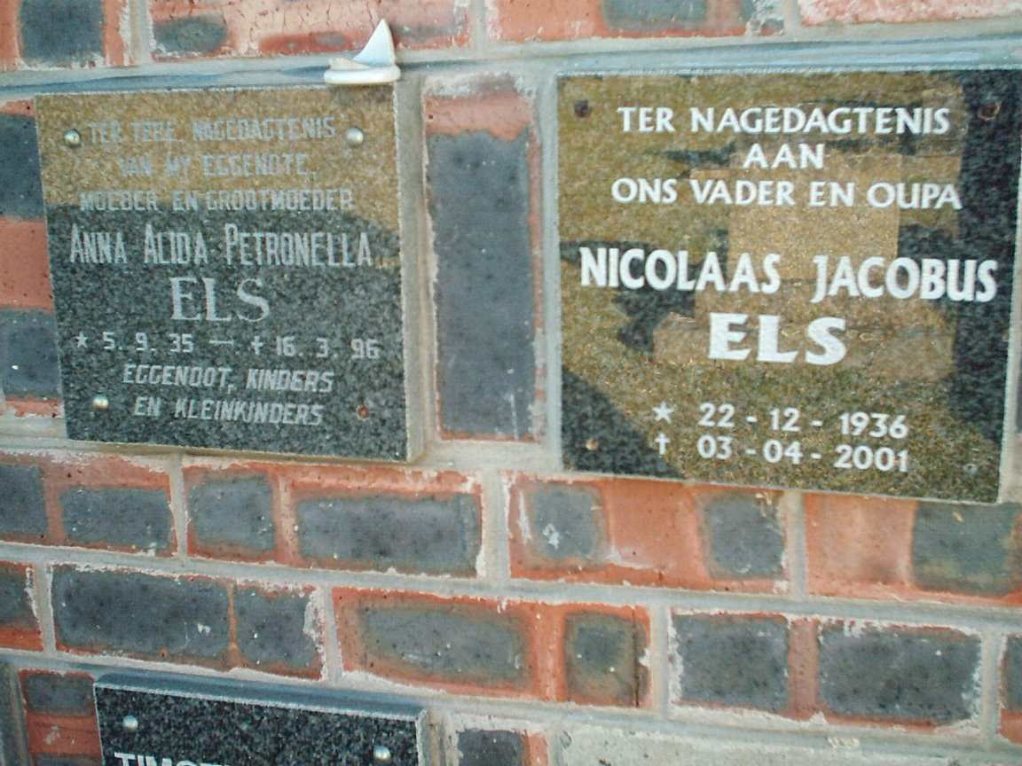 ELS Nicolaas Jacobus 1936-2001 &amp; Anna Alida Petronella 1935-1996