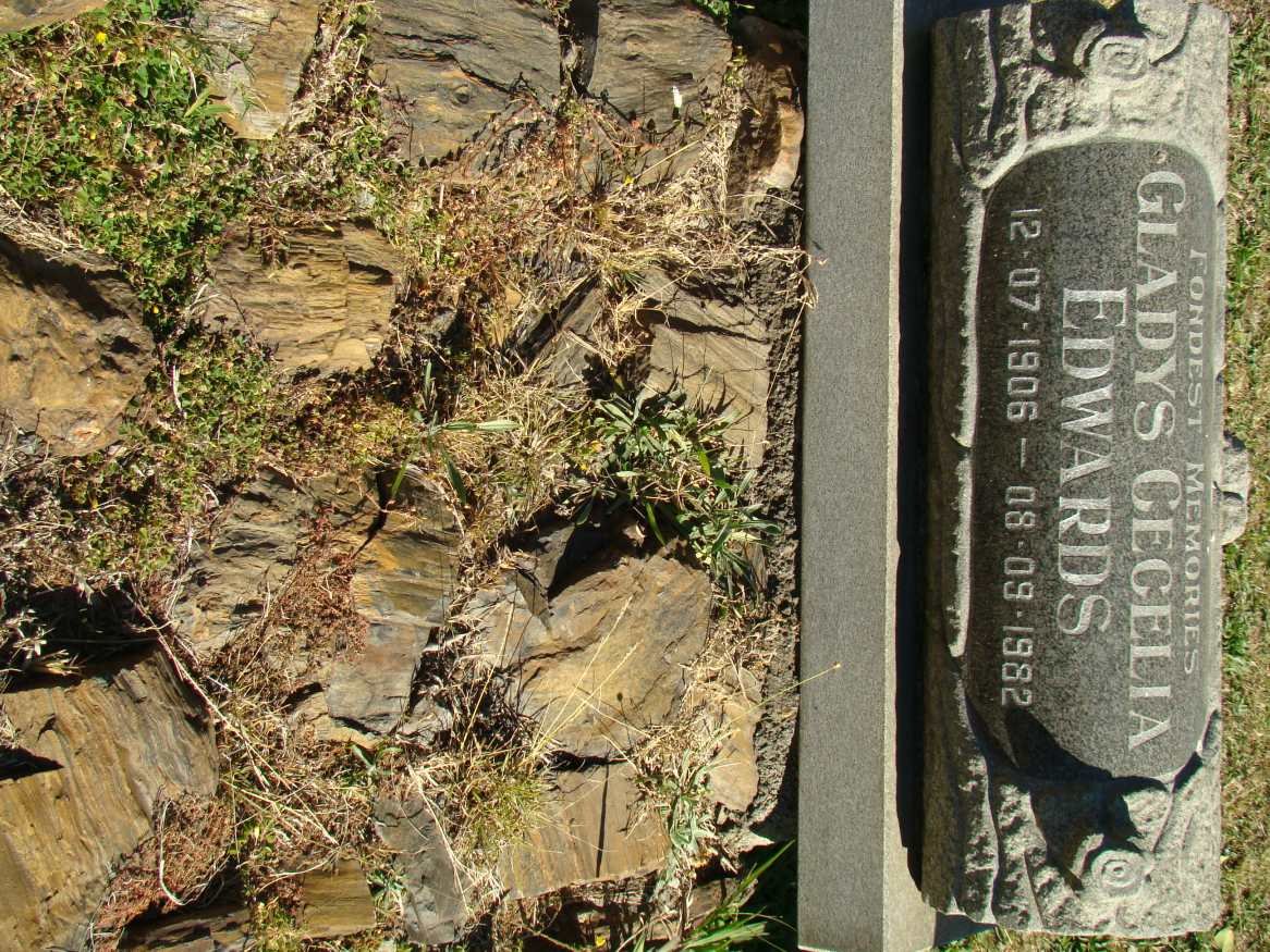 EDWARDS Gladys Cecelia 1906-1982