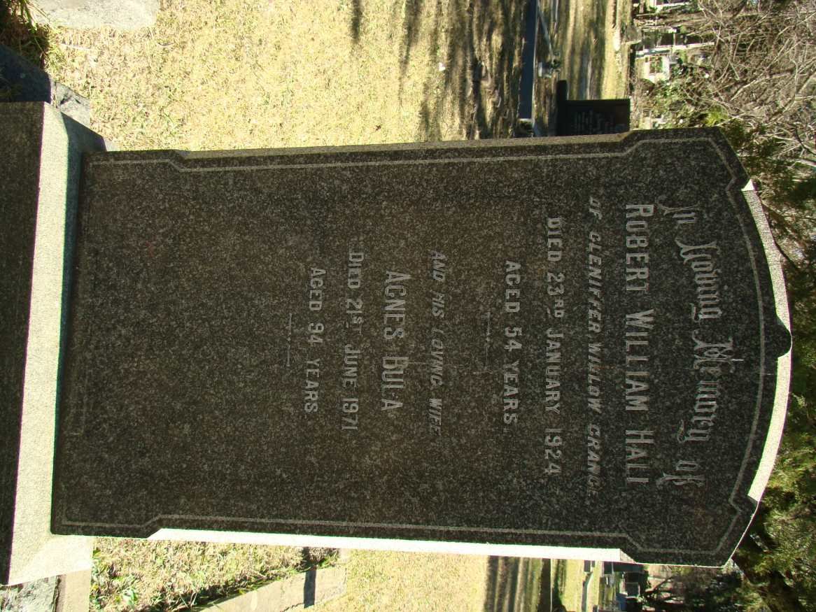 HALL Robert William -1924 &amp; Agnes Bula -1971