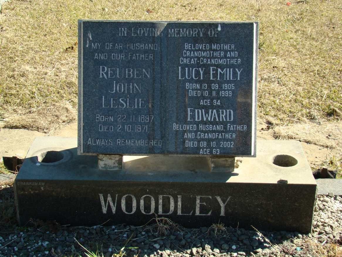 WOODLEY Reuben John Leslie 1897-1971 &amp; Lucy Emily 1905-1999 :: WOODLEY Edward -2002