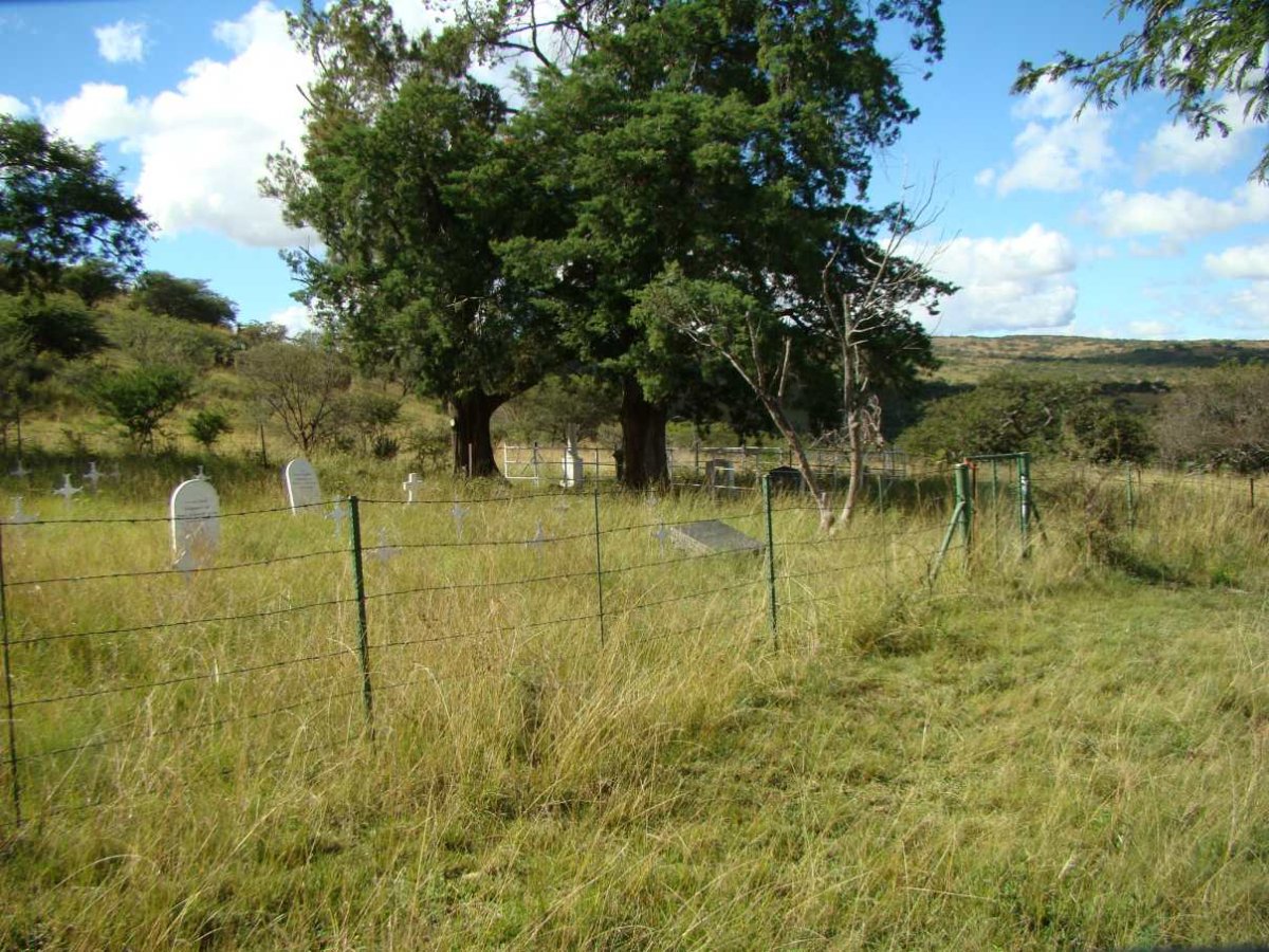 2. Entrance to the cemetery