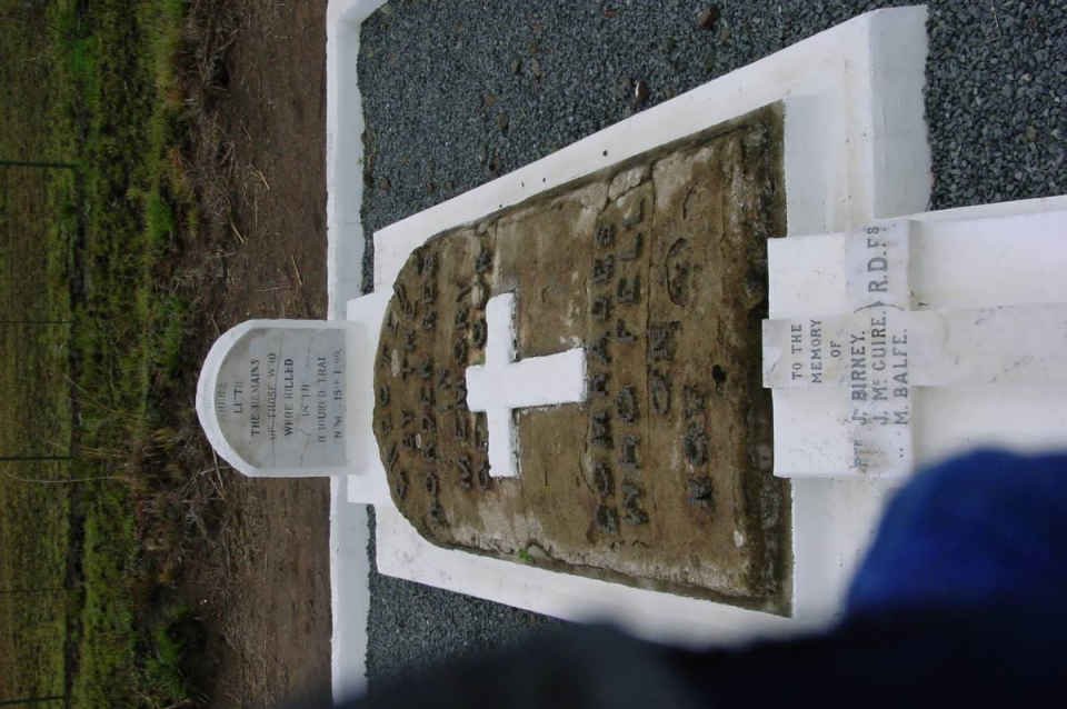 3. Overview - British Military Graves, Frere