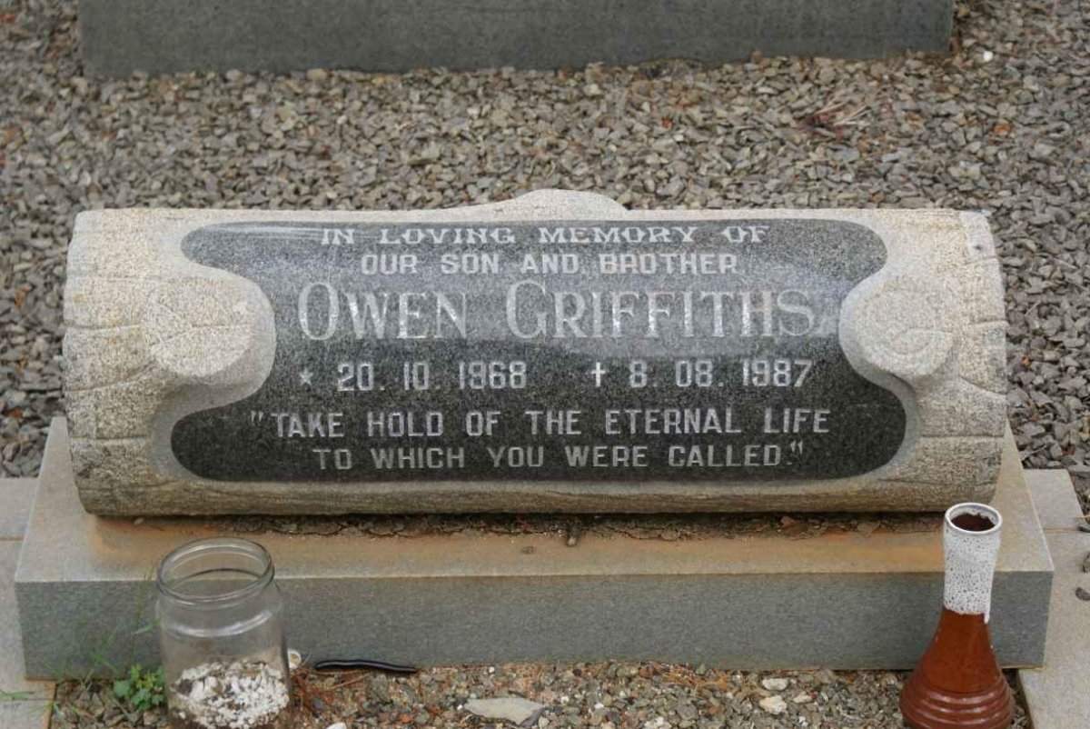 GRIFFITHS Owen 1968-1987