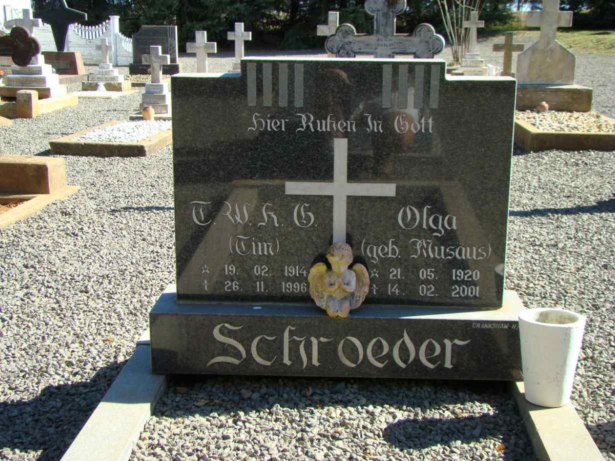 SCHROEDER T.W.K.G. 1914-1996 &amp; Olga MUSAUS 1920-2001