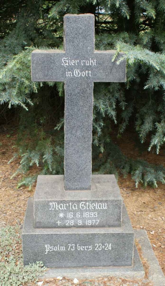 STIELAU Marta 1893-1977