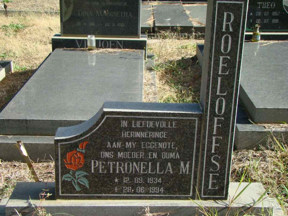 ROELOFSE Petronella M. 1934-1994