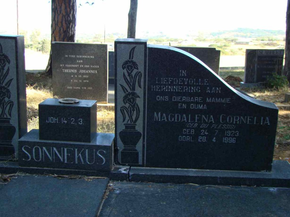 SONNEKUS Gert Christoffel 1919-1977 &amp; Magdalena Cornelia DU PLESSIS 1923-1996