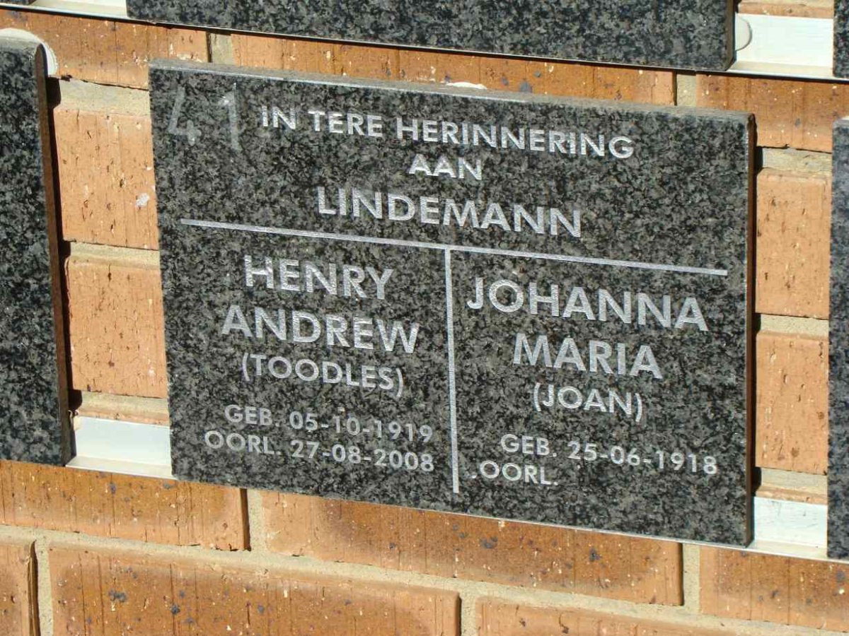 LINDEMANN Henry Andrew 1919-2008 &amp; Johanna Maria 1918-