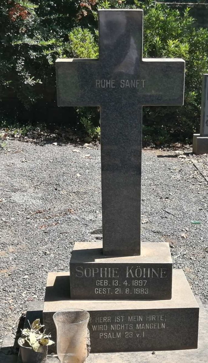 KÖHNE Sophie 1897-1983