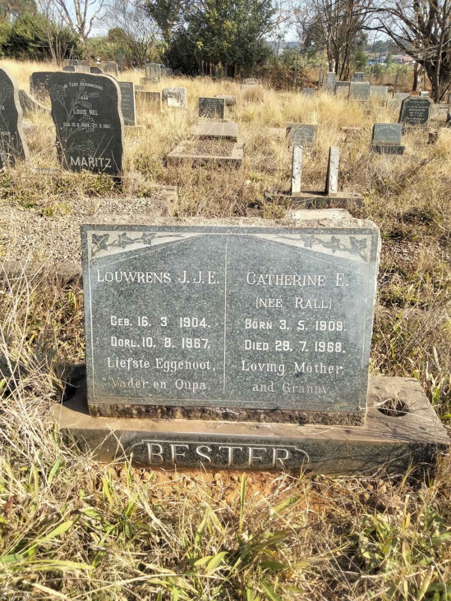 BESTER Louwrens J.J.E. 1904-1967 & Catherine E. RALL 1909-1968