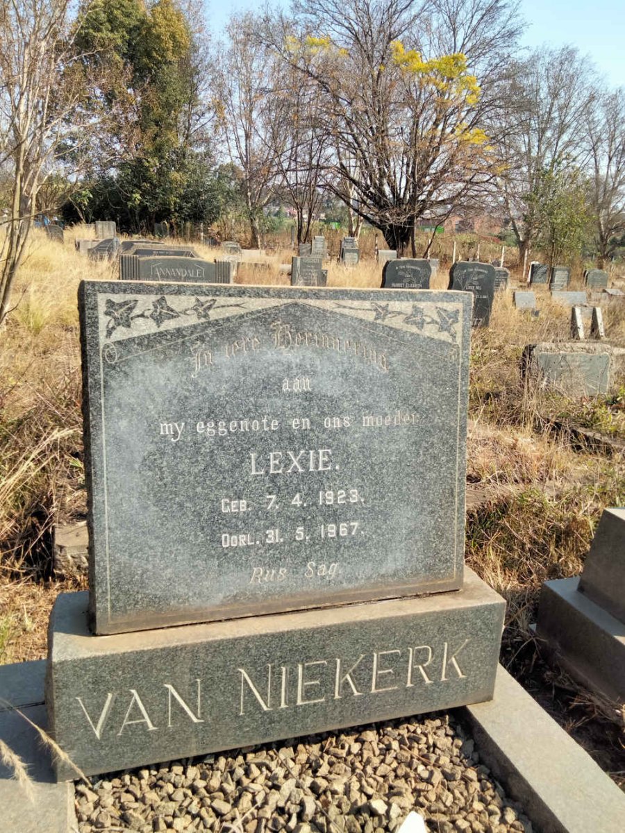 NIEKERK Lexie, van 1923-1967