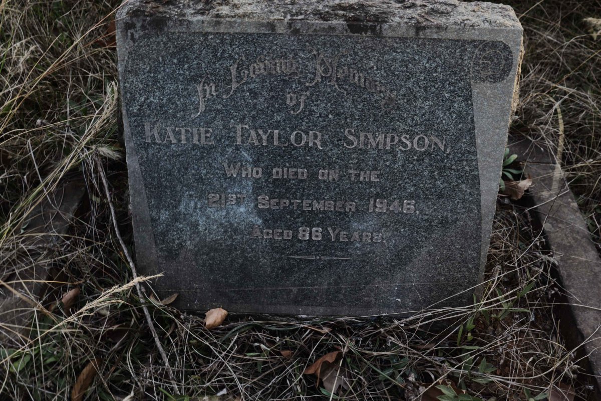 SIMPSON Katie Taylor -1946