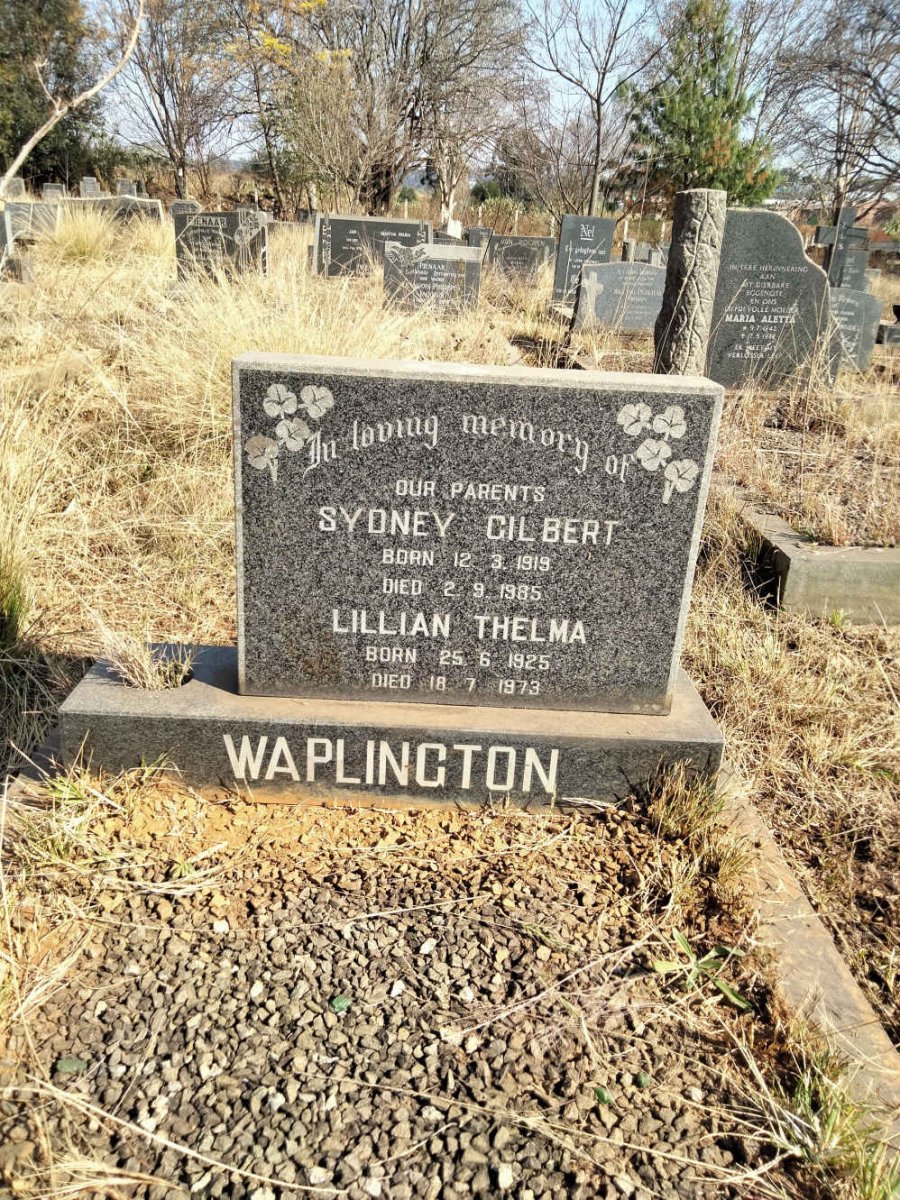WAPLINGTON Sydney Gilbert 1919-1985 & Lillian Thelma 1925-1973