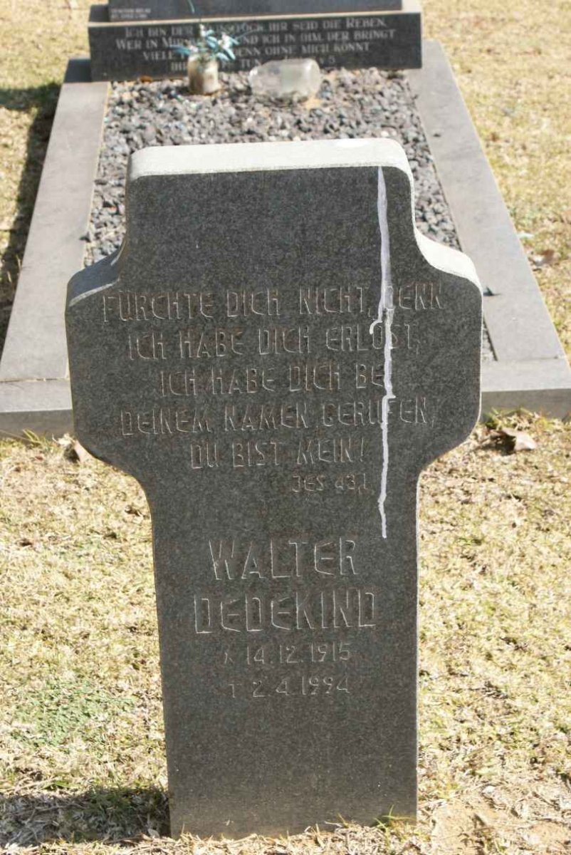 DEDEKIND Walter 1915-1994