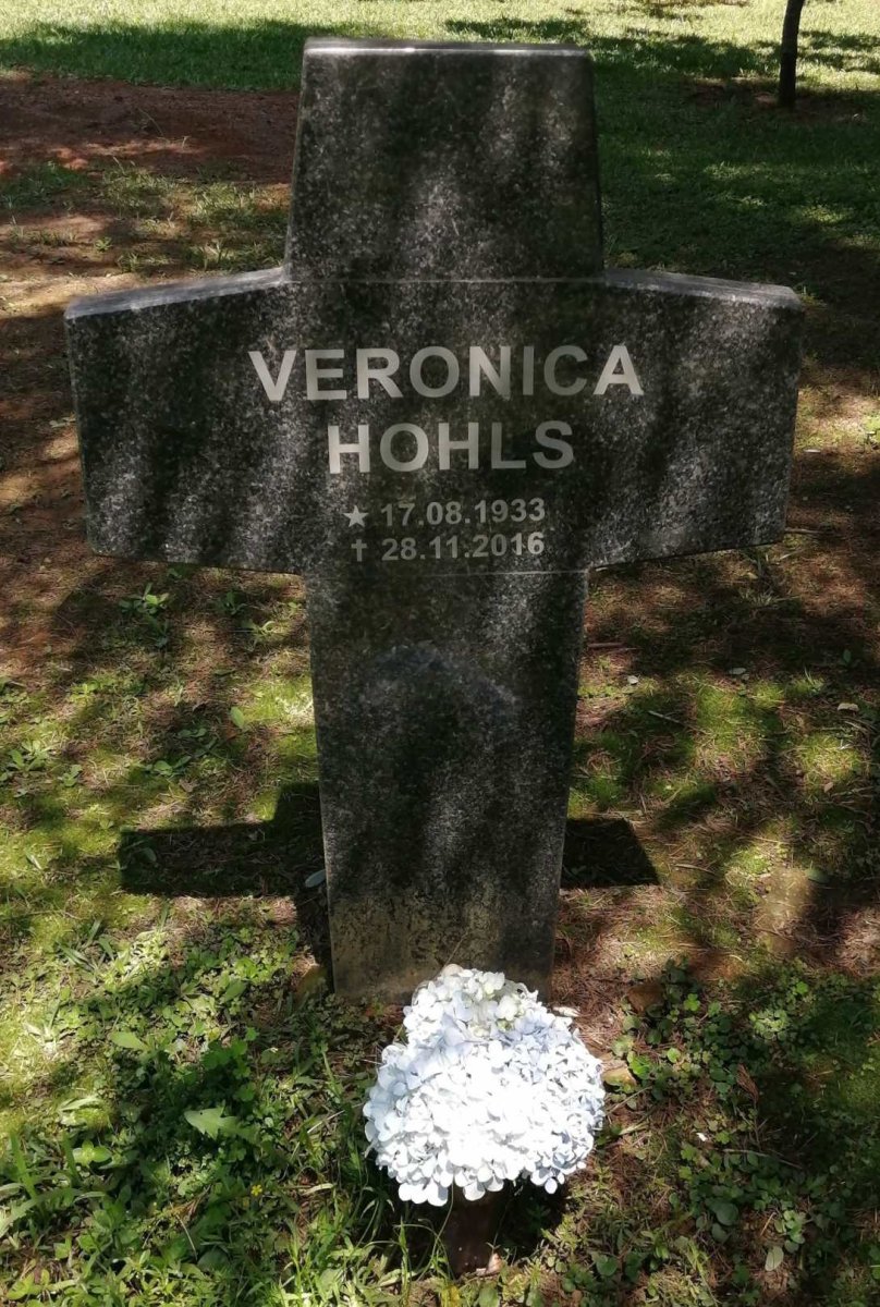 HOHLS Veronica 1933-2016