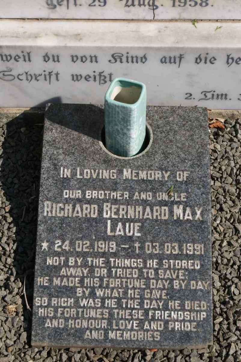 LAUE Richard Bernhard Max 1919-1991