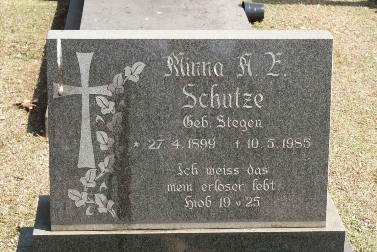 SCHUTZE Minna A.E. nee STEGEN 1899-1985