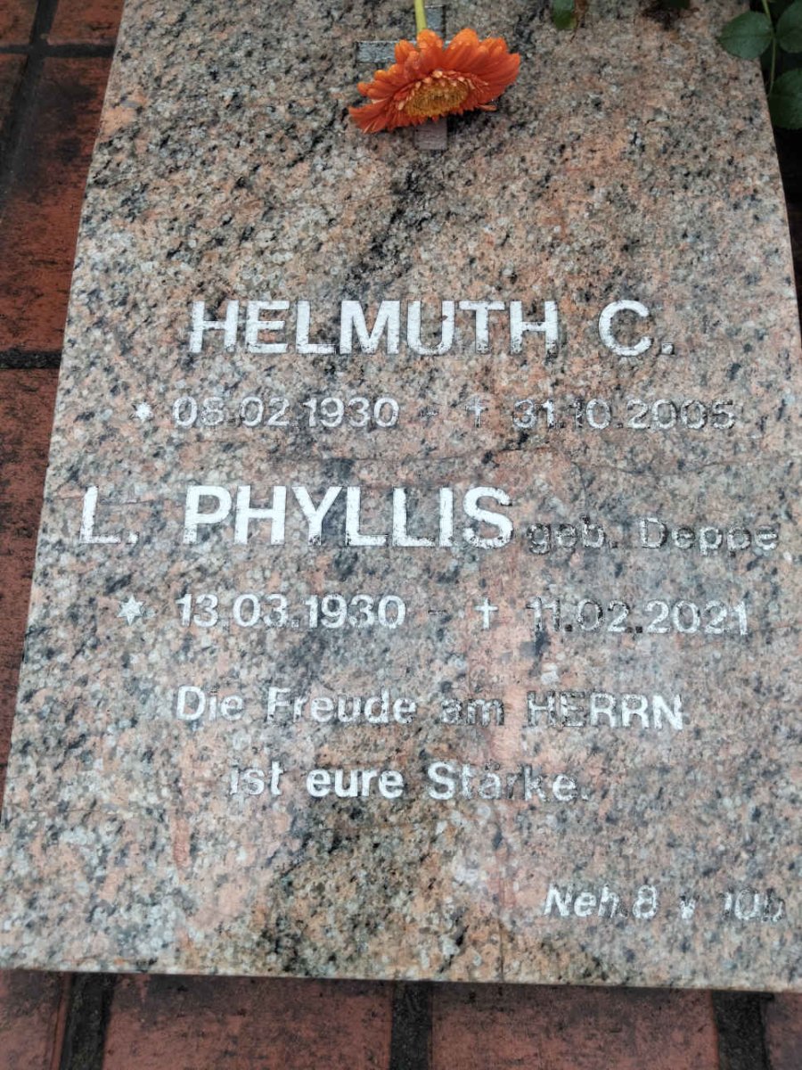 EGGERS Helmuth C. 1930-2005 &amp; L. Phyllis DEPPE 1930-2021