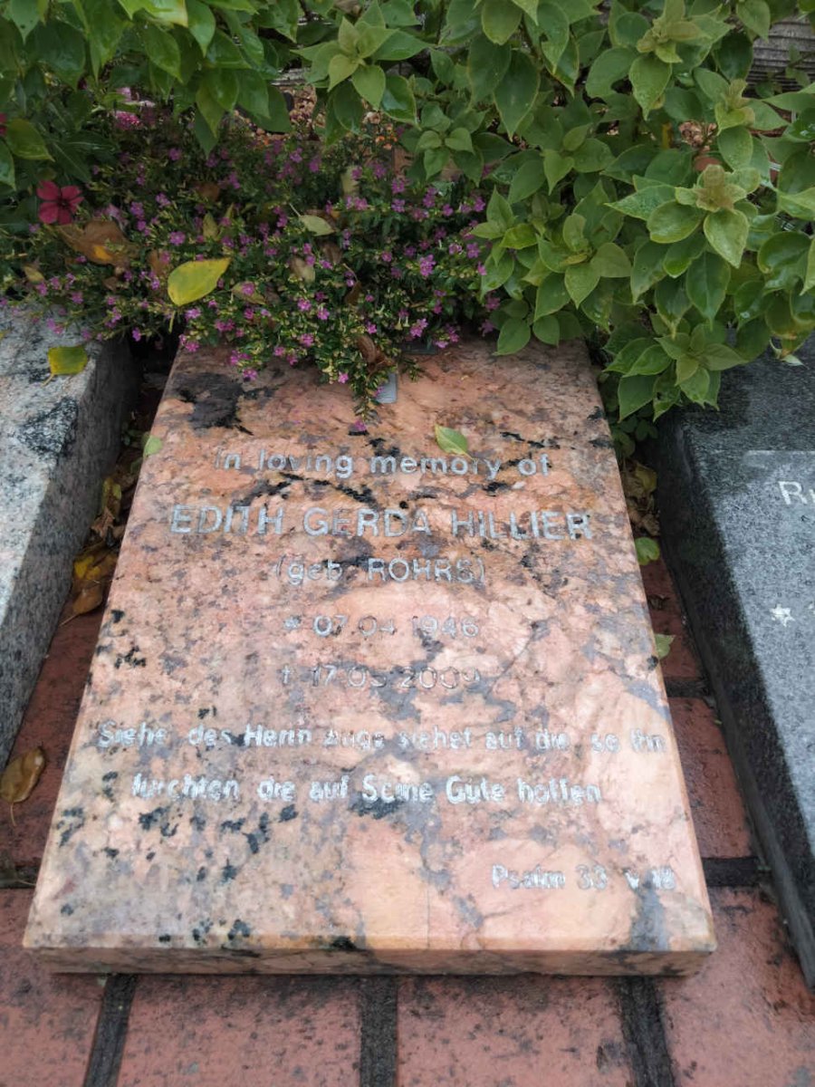 HILLIER Edith Gerda nee ROHRS 1946-2009
