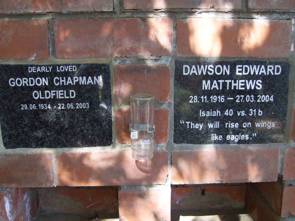 MATTHEWS Dawson Edward 1916-2004 :: OLDFIELD Gordon Chapman 1934-2003