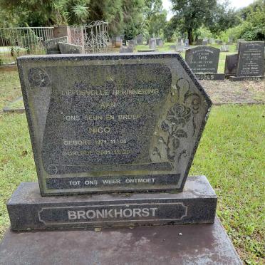 BRONKHORST Nico 1971-2001