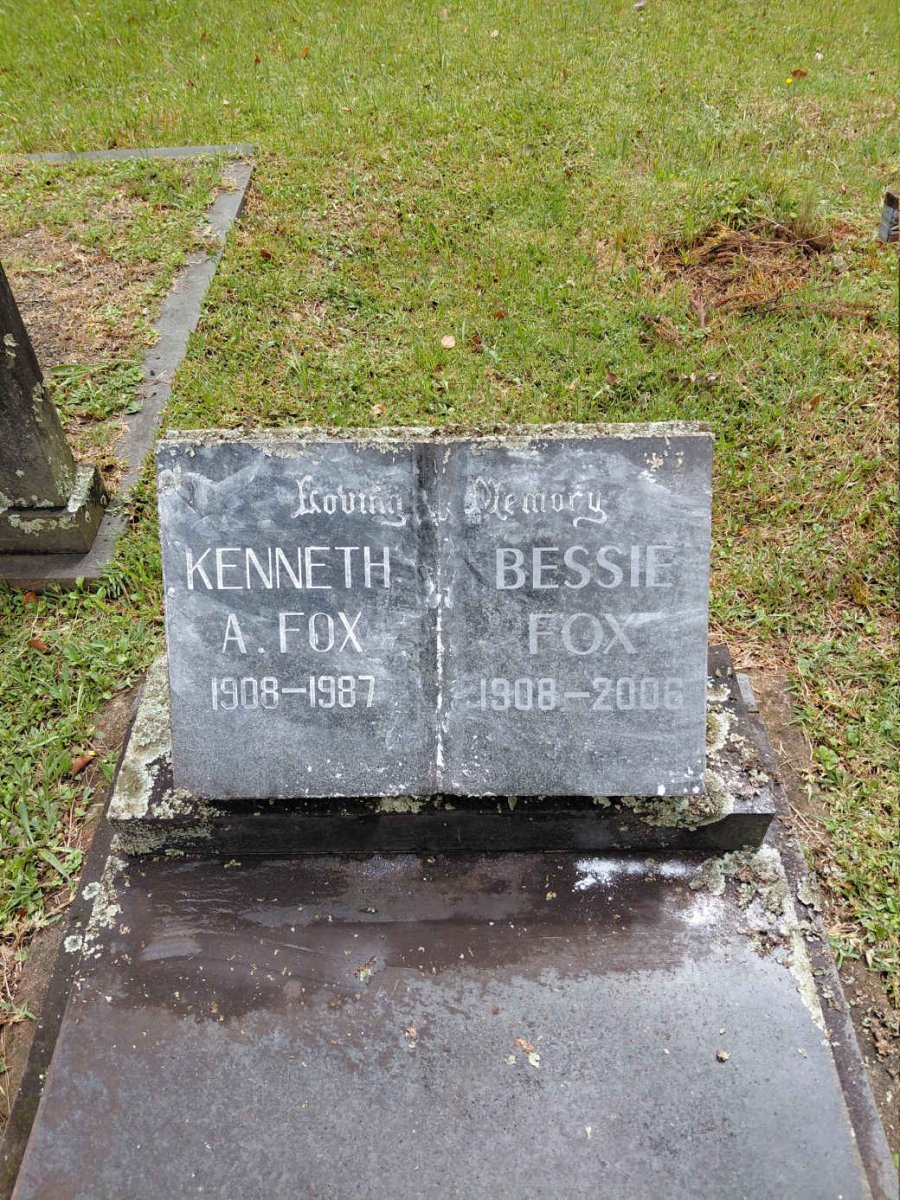 FOX Kenneth A. 1908-1987 & Bessie 1908-2006