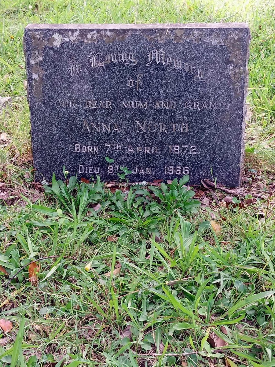 NORTH  Anna 1872-1966 