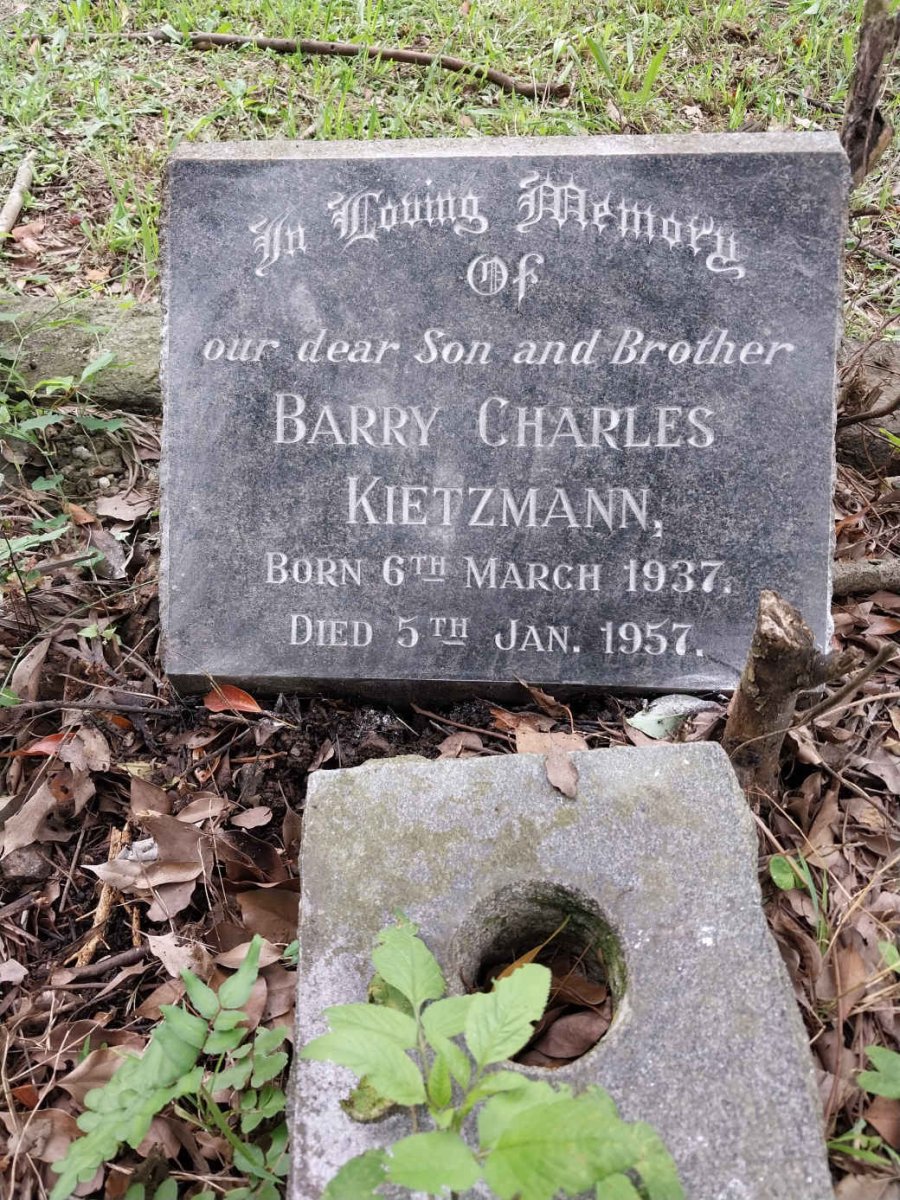 KIETZMANN Barry Charles 1937-1957