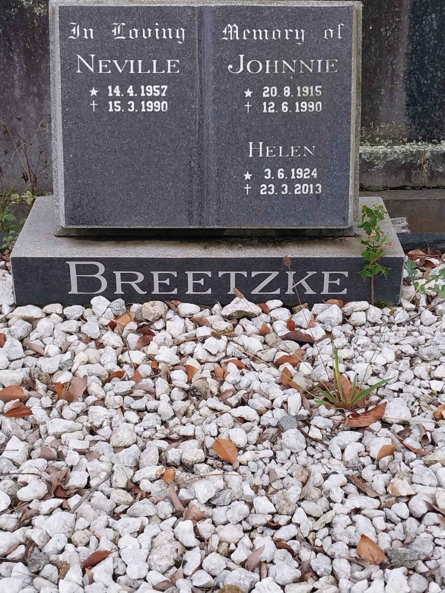 BREETZKE Johnnie 1915-1990 & Helen 1924-2013 :: BREETZKE Neville 1957-1990