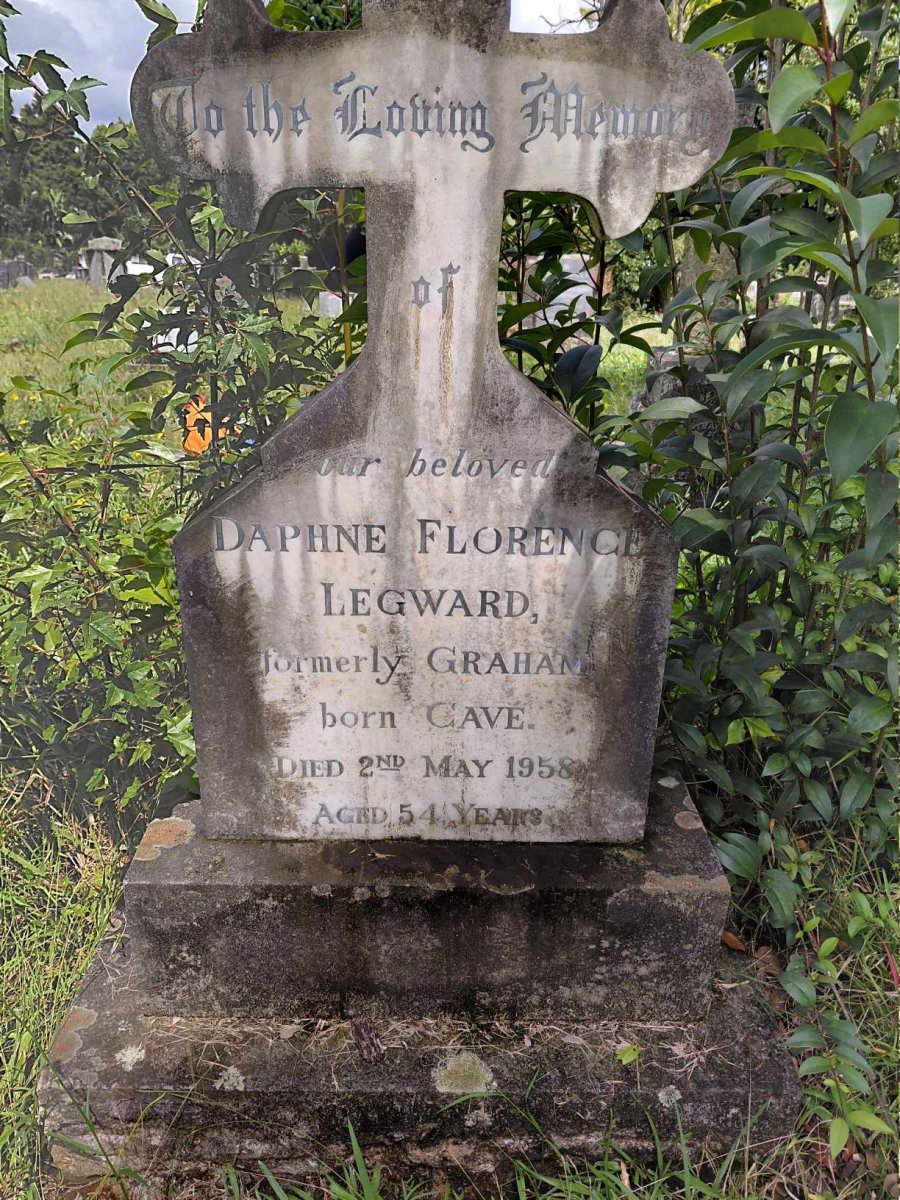 LEGWARD Daphne Florence formerly GRAHAM nee CAVE -1958