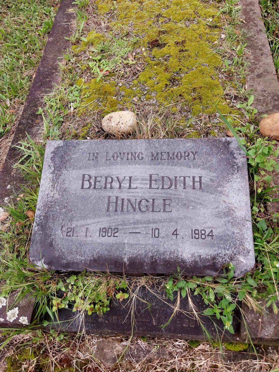 HINGLE Beryl Edith 1902-1984