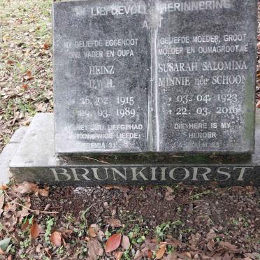 BRUNKHORST D.W.H. 1915-1989 & Susarah Salomina MINNIE nee SCHOON 1923-2016
