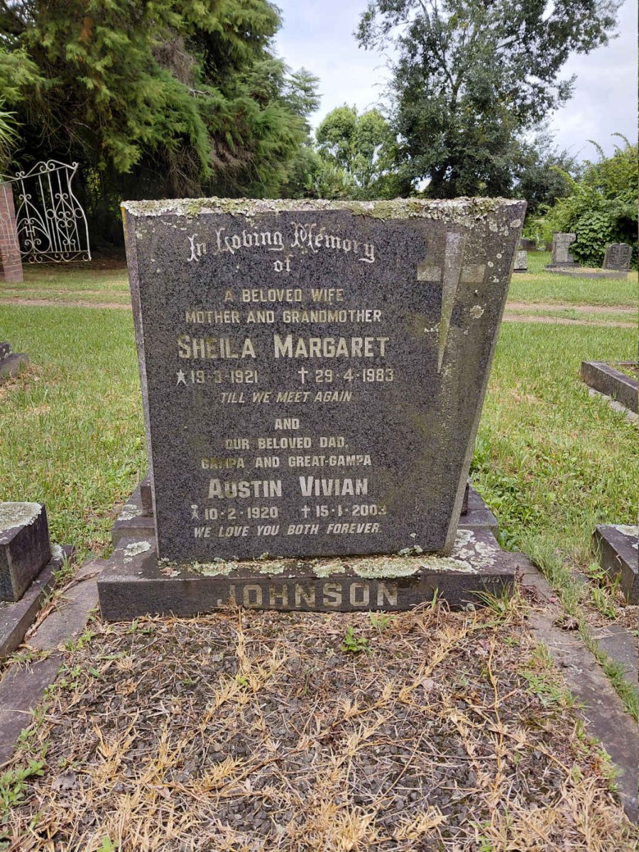 JOHNSON Austin Vivian 1920-200? &  Sheila Margaret 1921-1983