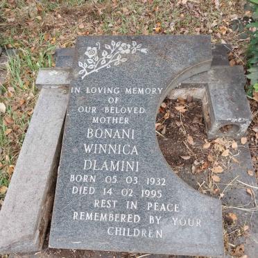 DLAMINI Bonani Winnica 1932-1995