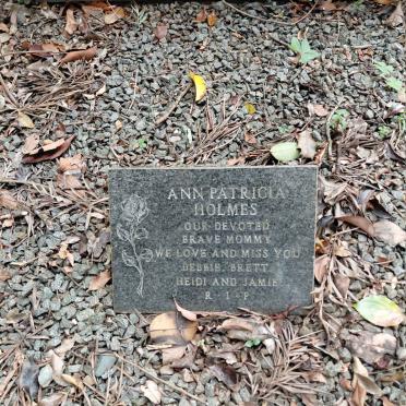 HOLMES Ann Patricia ?