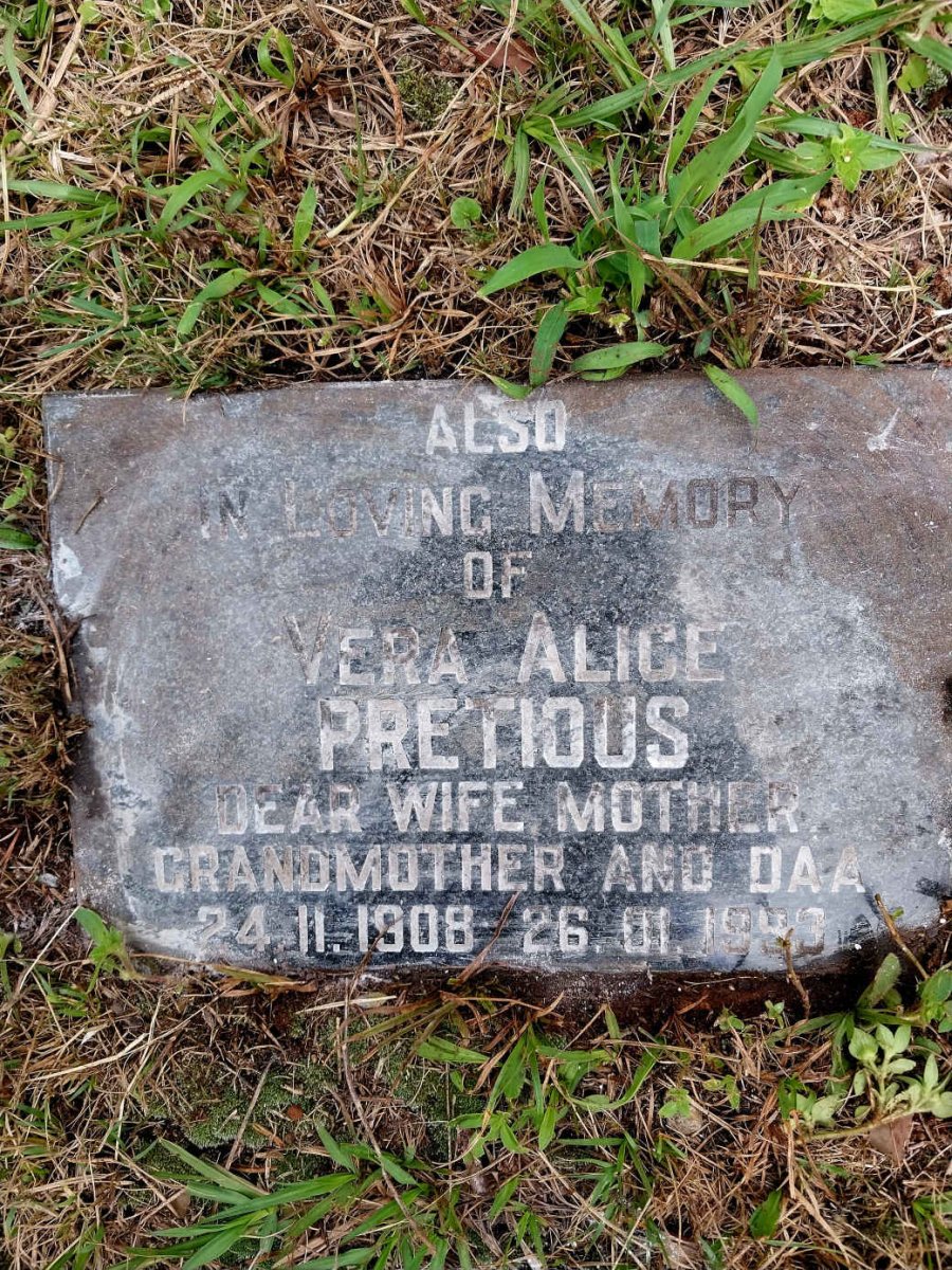 PRETIOUS Arnold Graham 1907-1972 & Vera Alice 1909-1993 :: HUMPHRIES Stella Helen 1931-1998_2