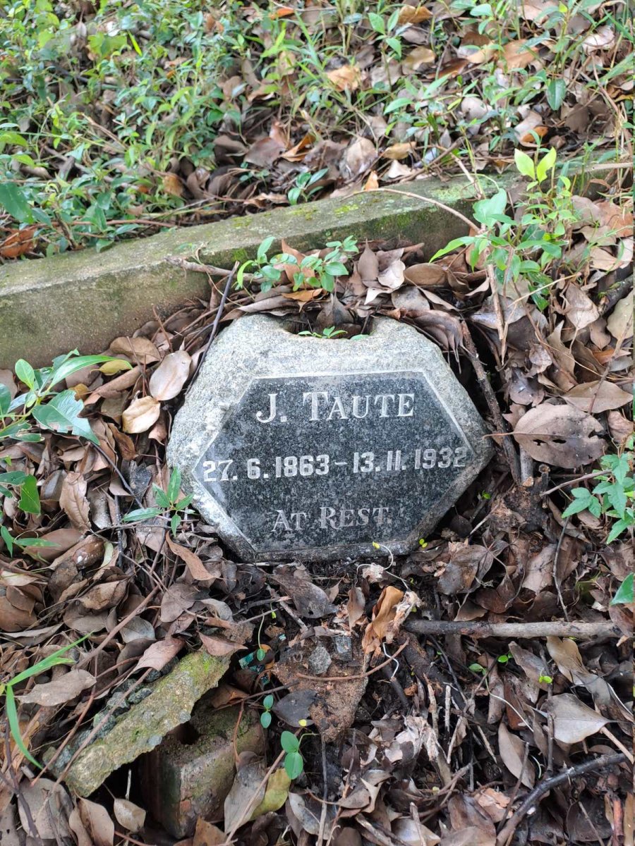 TAUTE J. 1863-1932