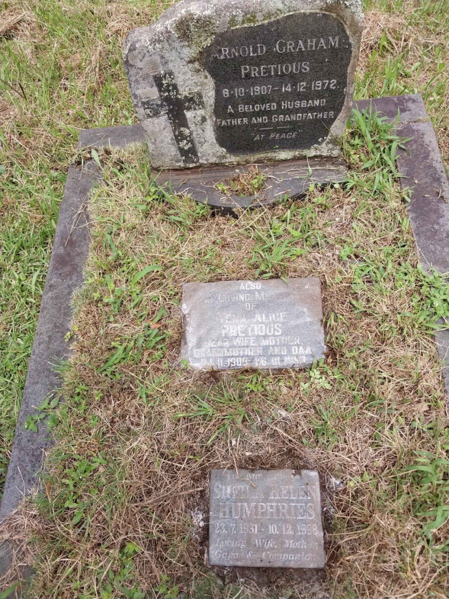 PRETIOUS Arnold Graham 1907-1972 & Vera Alice 1909-1993 :: HUMPHRIES Stella Helen 1931-1998_1