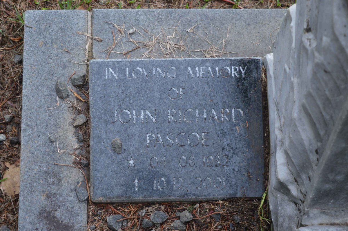 PASCOE John Richard 1932-2001
